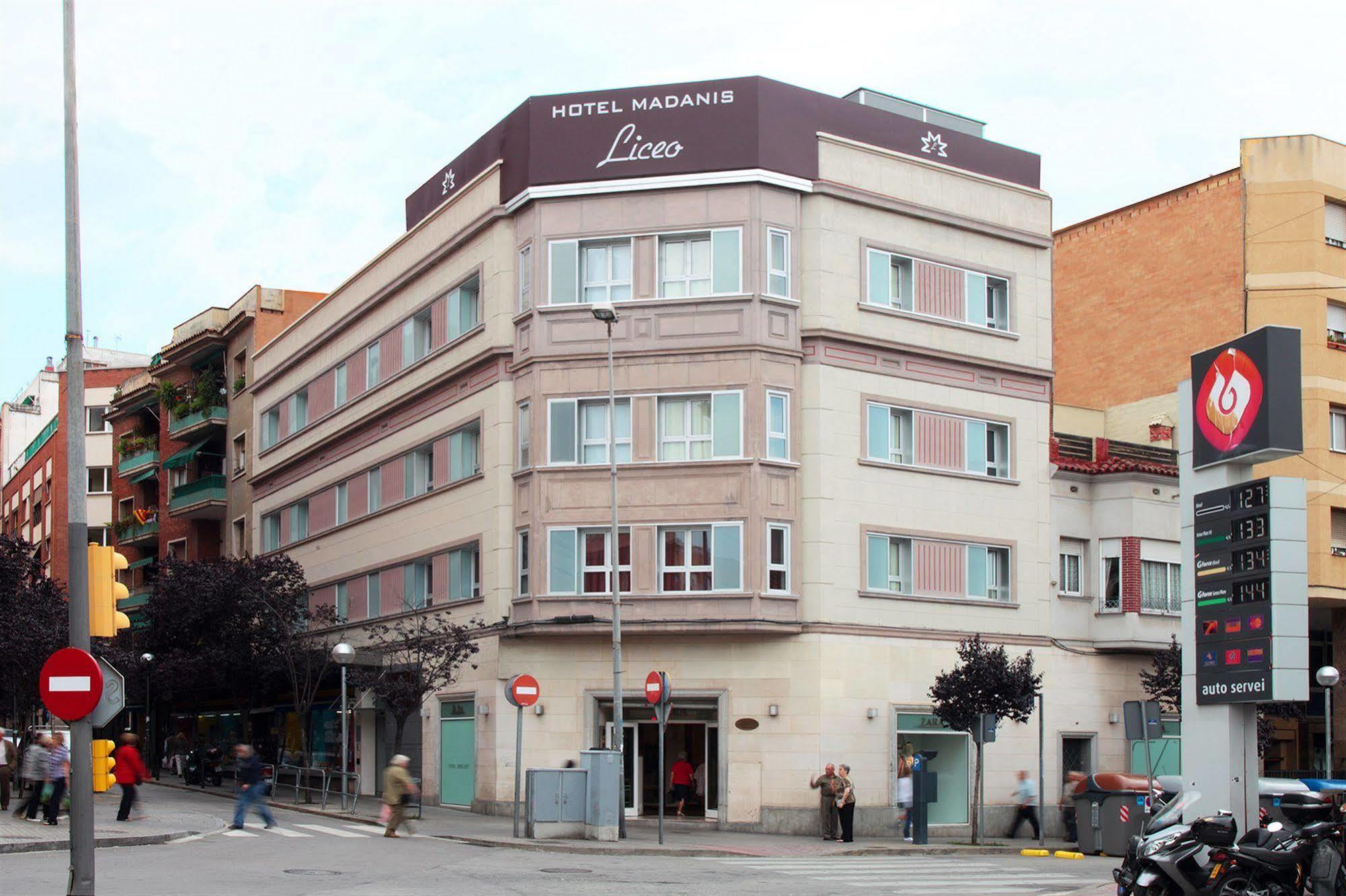 Hotel Madanis Liceo Оспиталет-де-Льобрегат Экстерьер фото